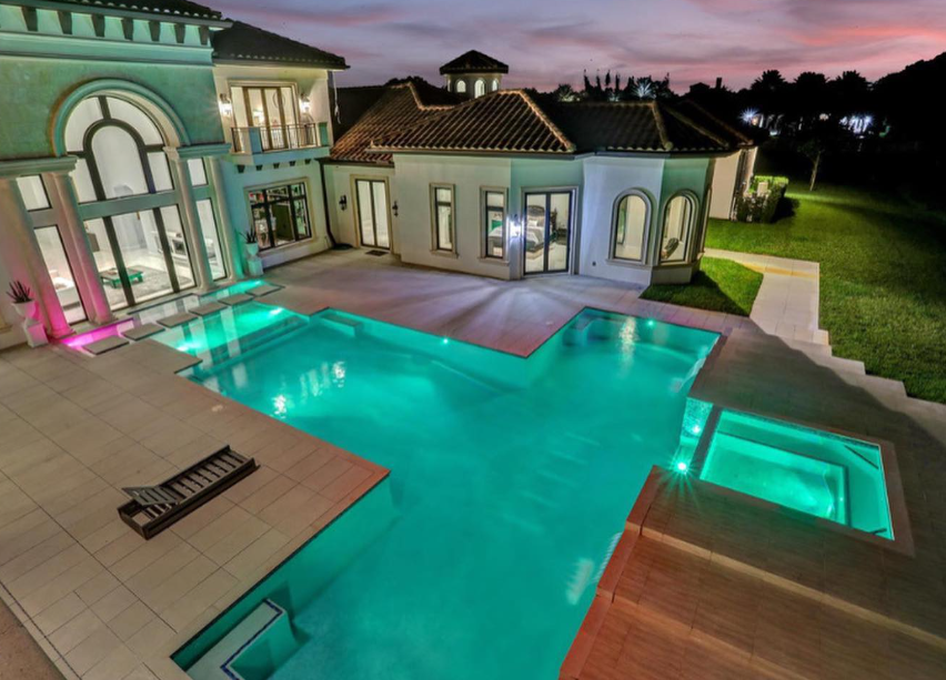 Real Estate 4